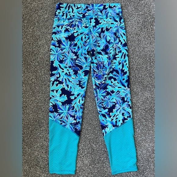 NWOT Lilly Pulitzer Size Small Leggings Luxletic Blue Purple Colors - Picture 3 of 6